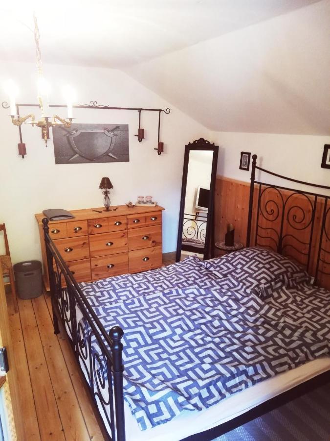 Bed And Breakfast Lucia 프론텐 외부 사진